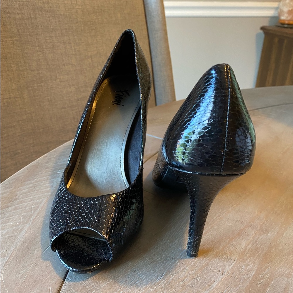Fioni Open Toe Heels